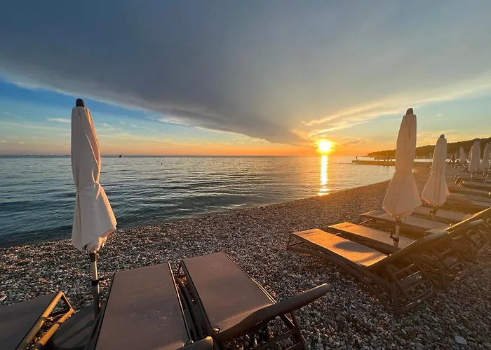 Salteria 3, Pool, Private Territory, Pinery * Rovinj