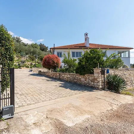 Salteria 3, Pool, Private Territory, Pinery וילה *