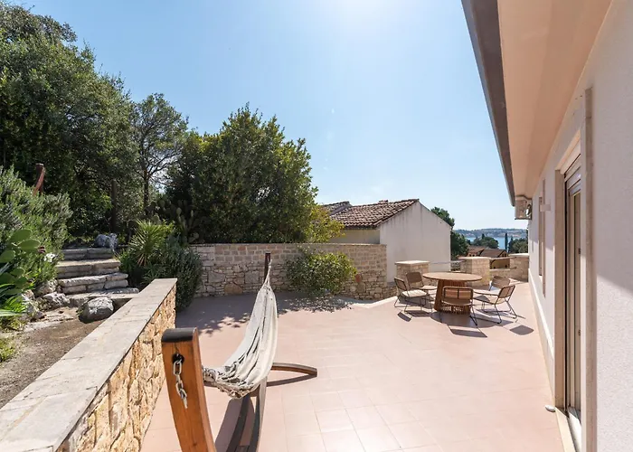 Salteria 3, Pool, Private Territory, Pinery רוביני